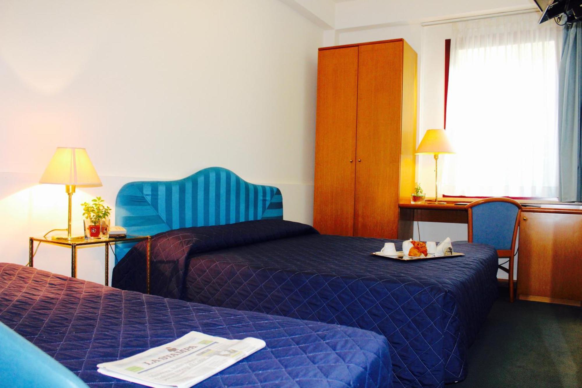 Arcangelo Roof Hotel Римини Екстериор снимка