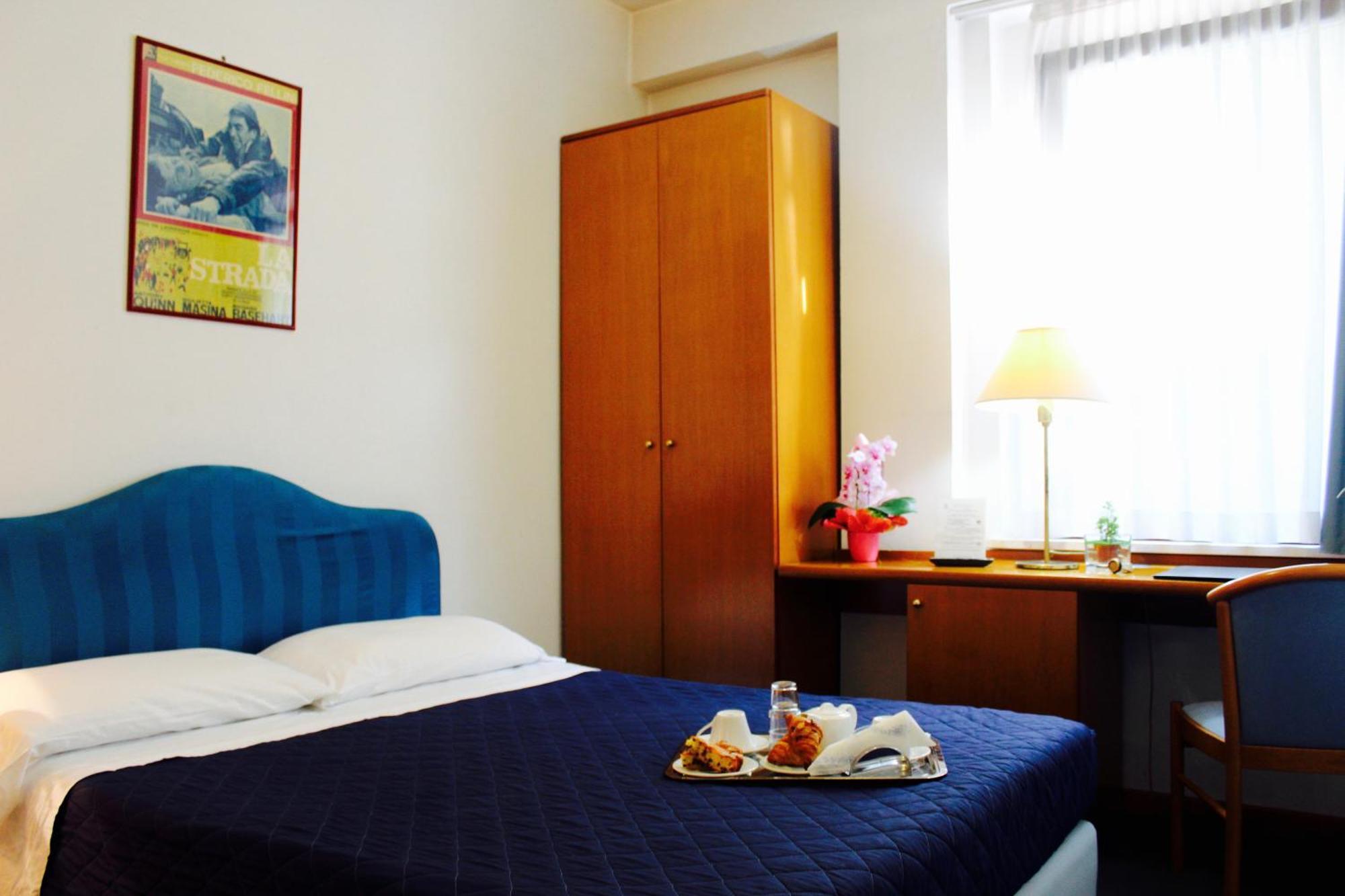 Arcangelo Roof Hotel Римини Екстериор снимка