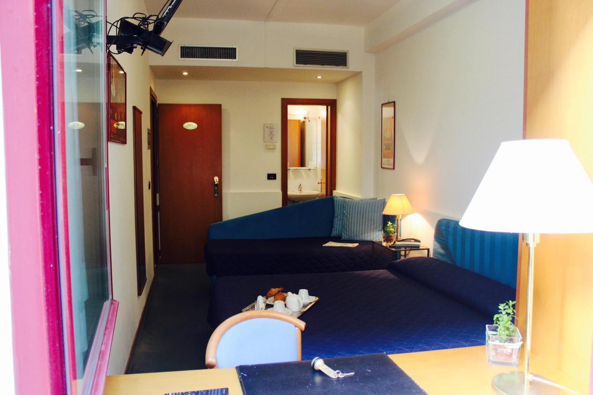 Arcangelo Roof Hotel Римини Екстериор снимка