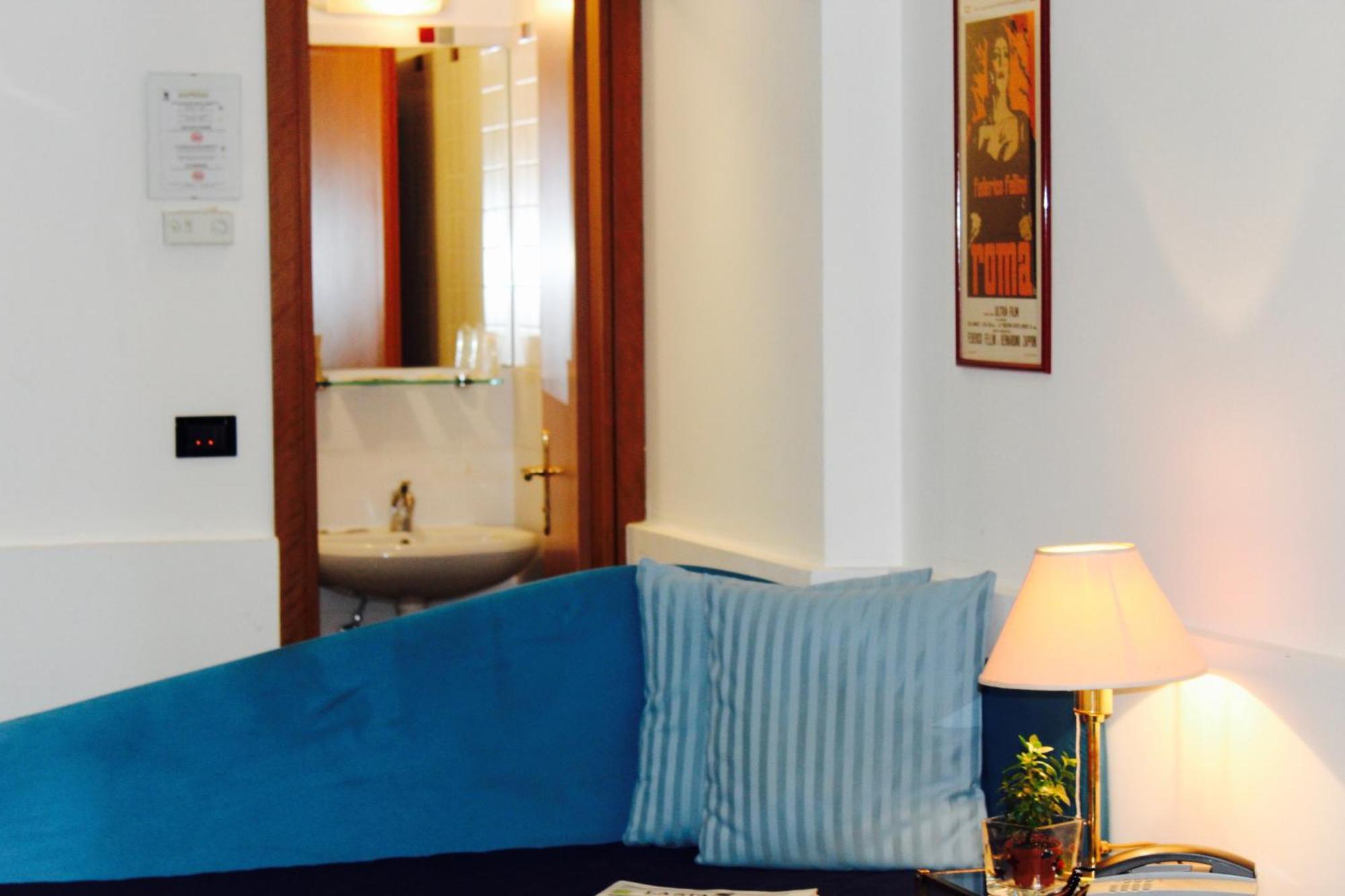 Arcangelo Roof Hotel Римини Екстериор снимка