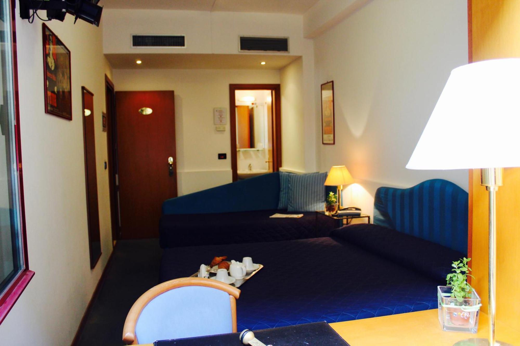 Arcangelo Roof Hotel Римини Екстериор снимка