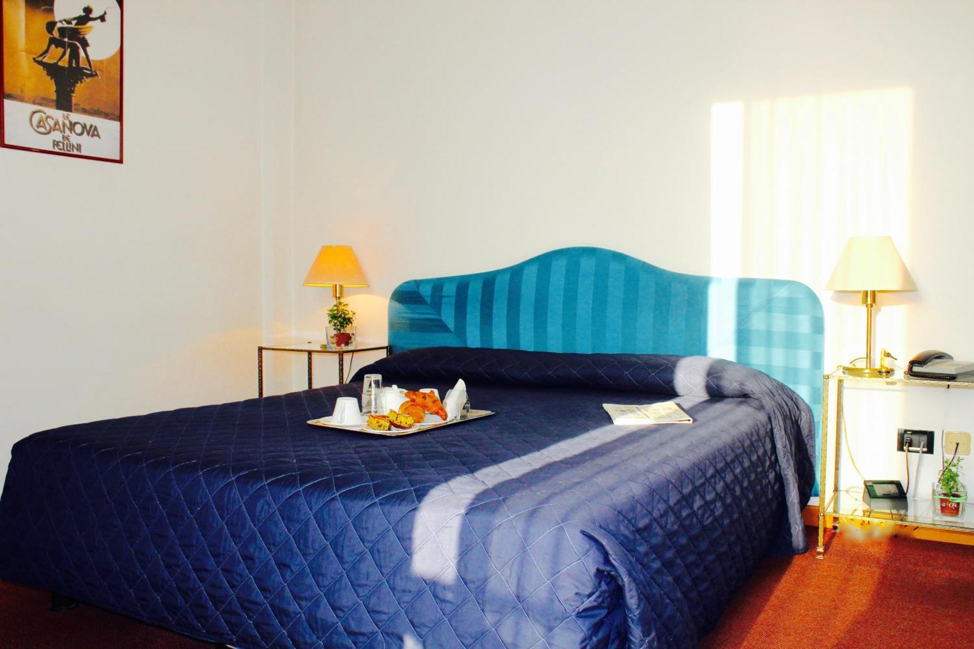 Arcangelo Roof Hotel Римини Екстериор снимка