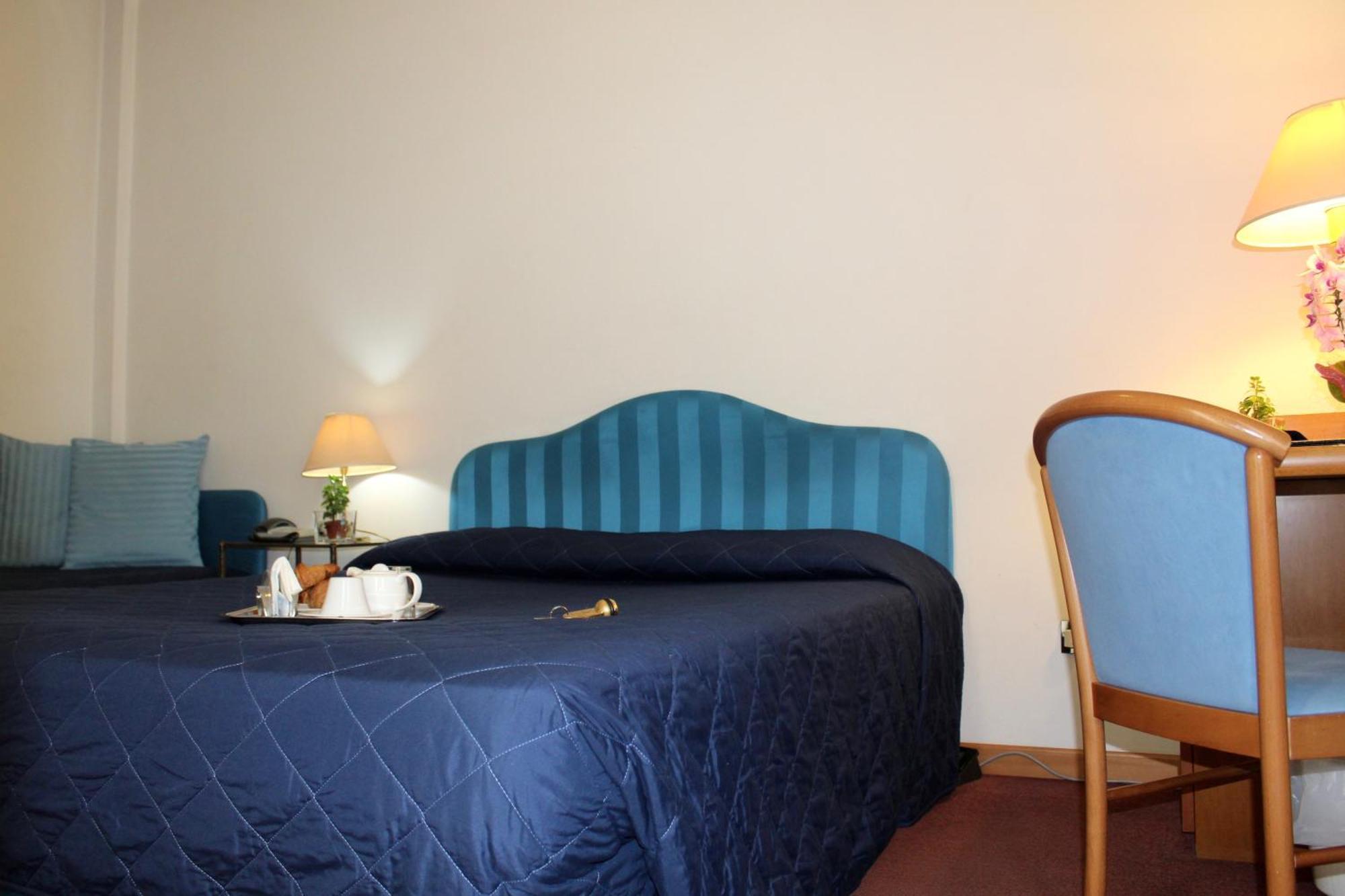 Arcangelo Roof Hotel Римини Екстериор снимка